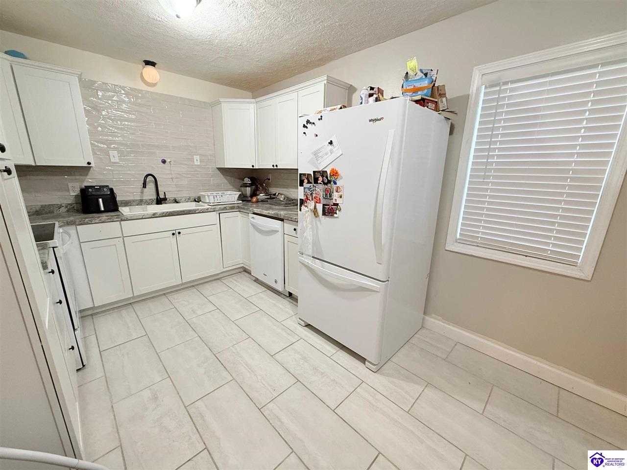 12811 Edmonton Road - Photo 4