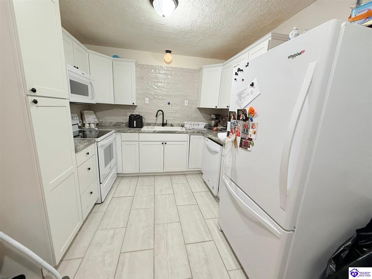 12811 Edmonton Road - Photo 3