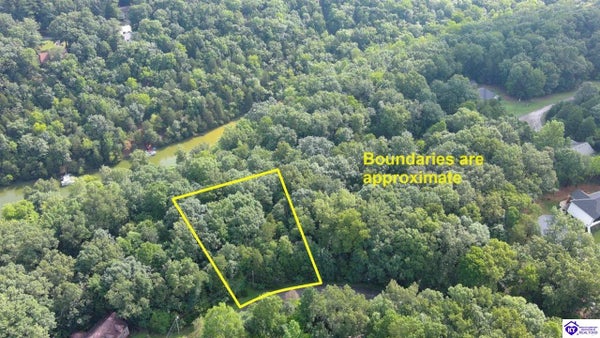 63 GREENBRIAR CT, BRANDENBURG, KY 40108 - Image 4d09f2c874b6db9fb25ad6ec99c70fca/1575133776