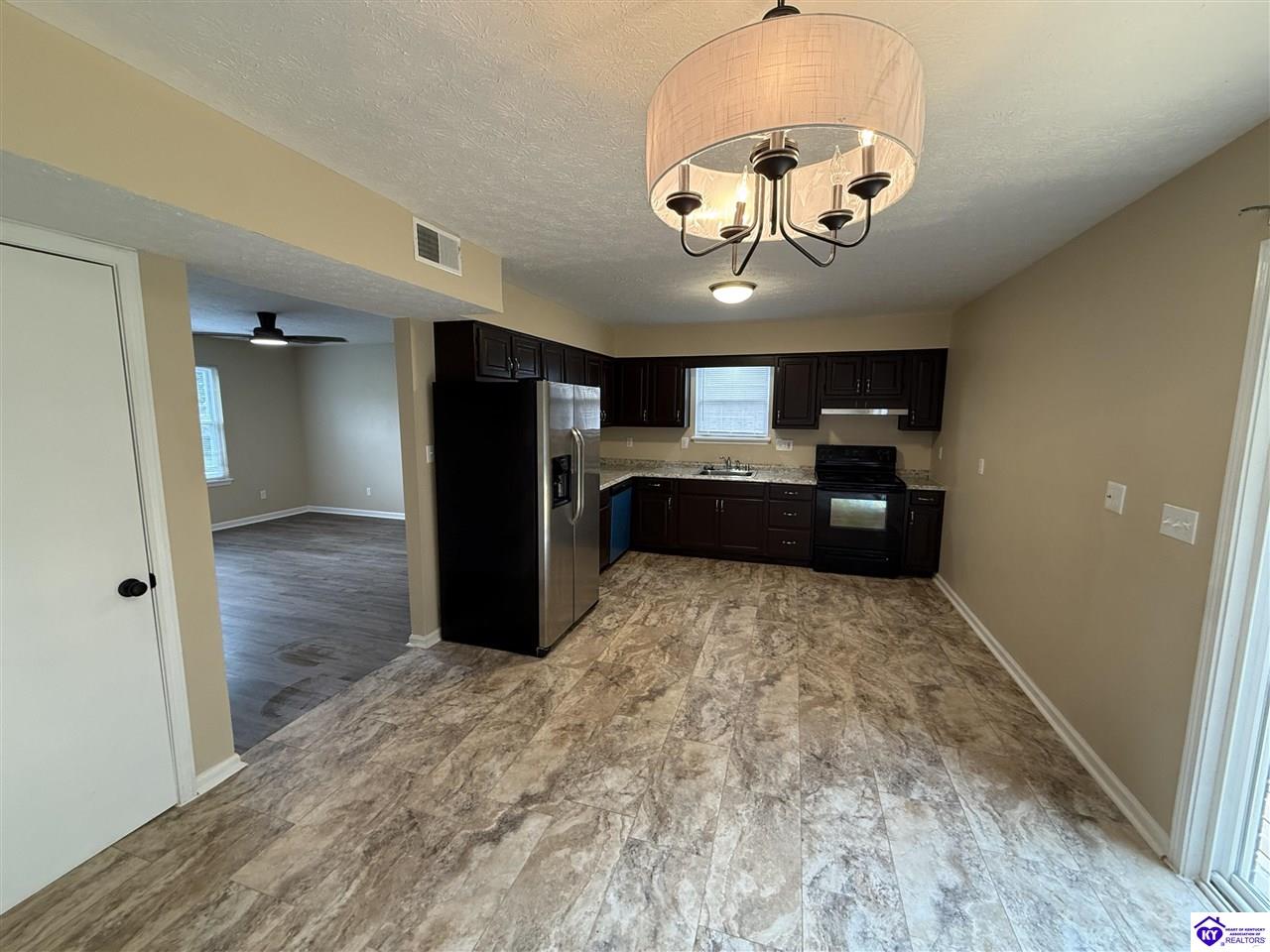 2574 Vonoa Drive