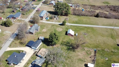 438 Highland Drive, Campbellsville, KY 42718 - #: HK2600800