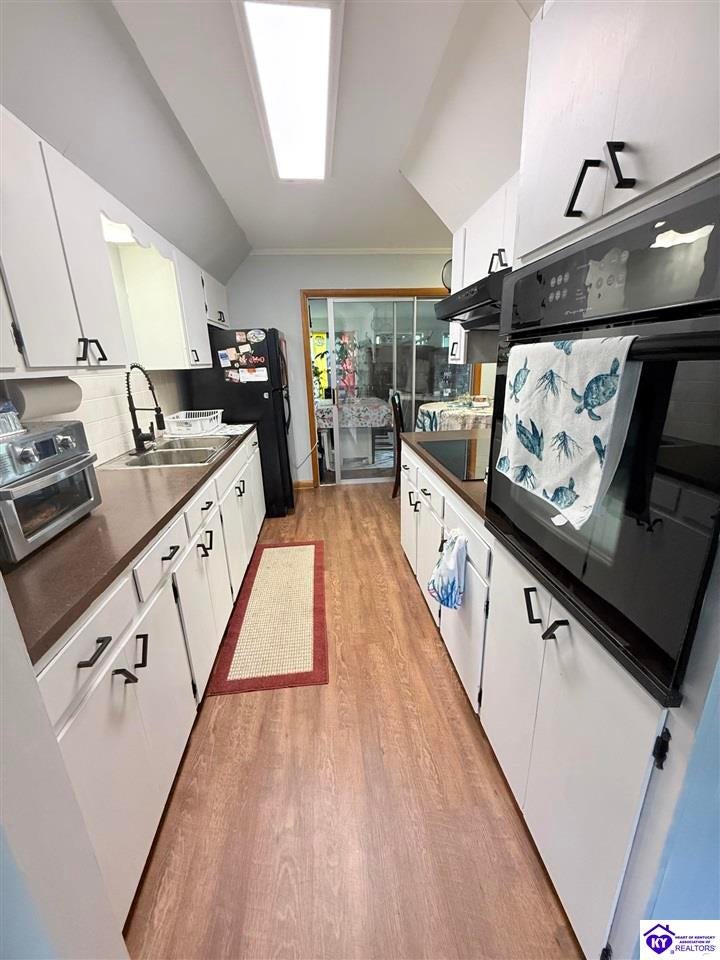 53 Pine Street - Photo 3