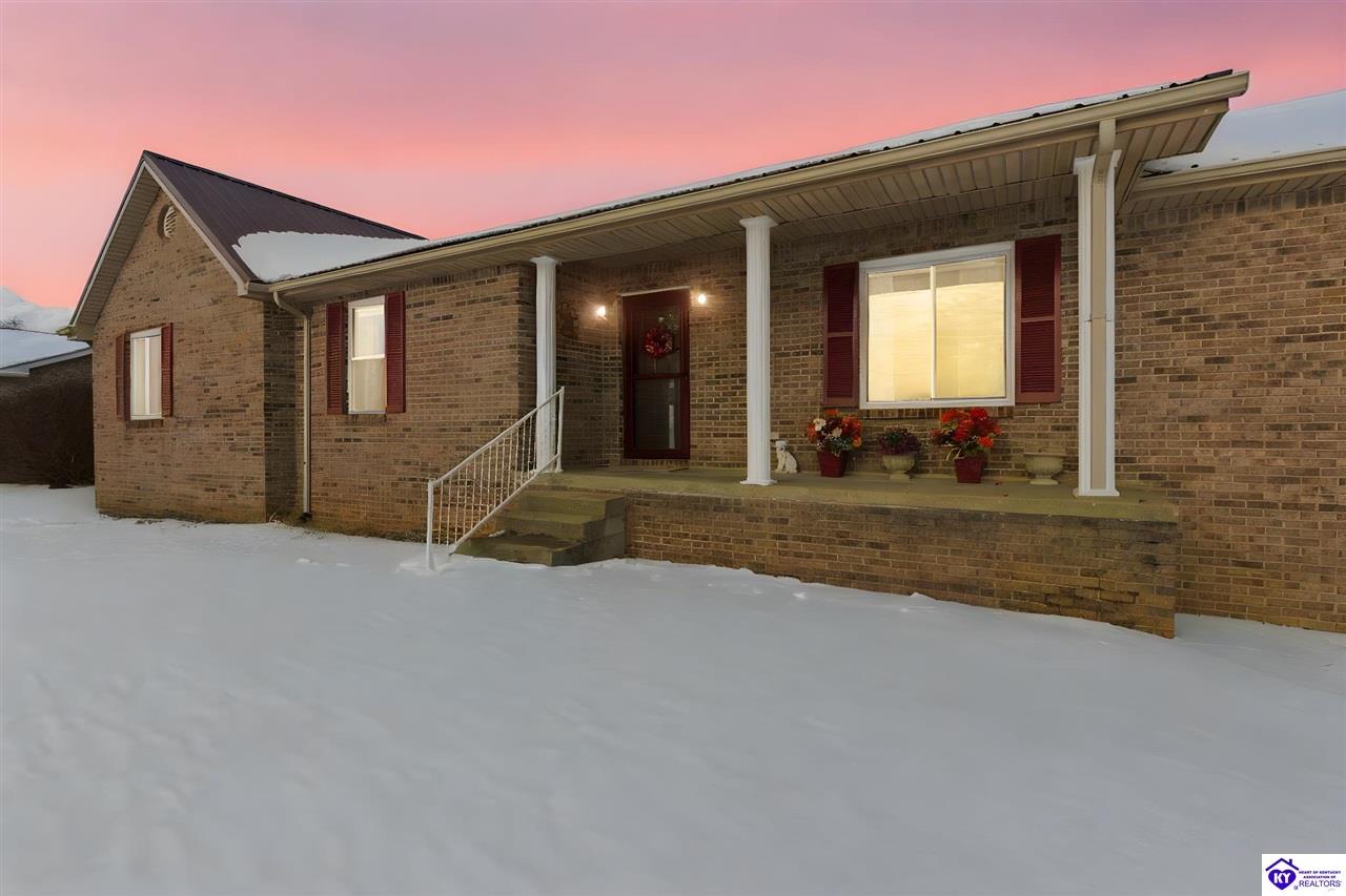 82 N Sunset Avenue
