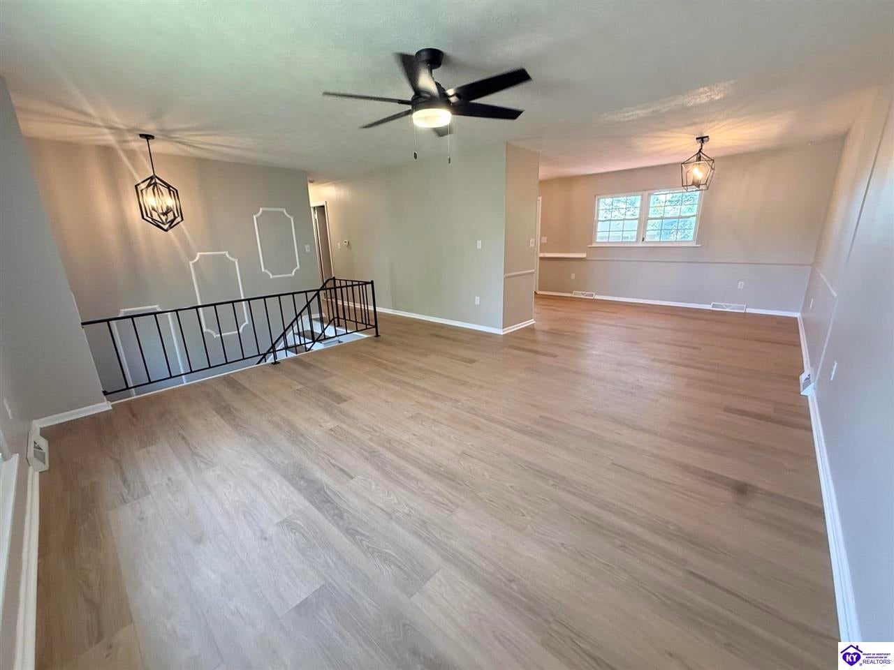 106 Churchill Drive - Photo 2