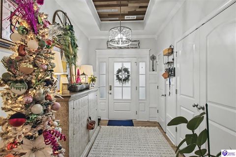 118 Shirley Boulevard, Vine Grove, KY 40175 - #: HK25005211