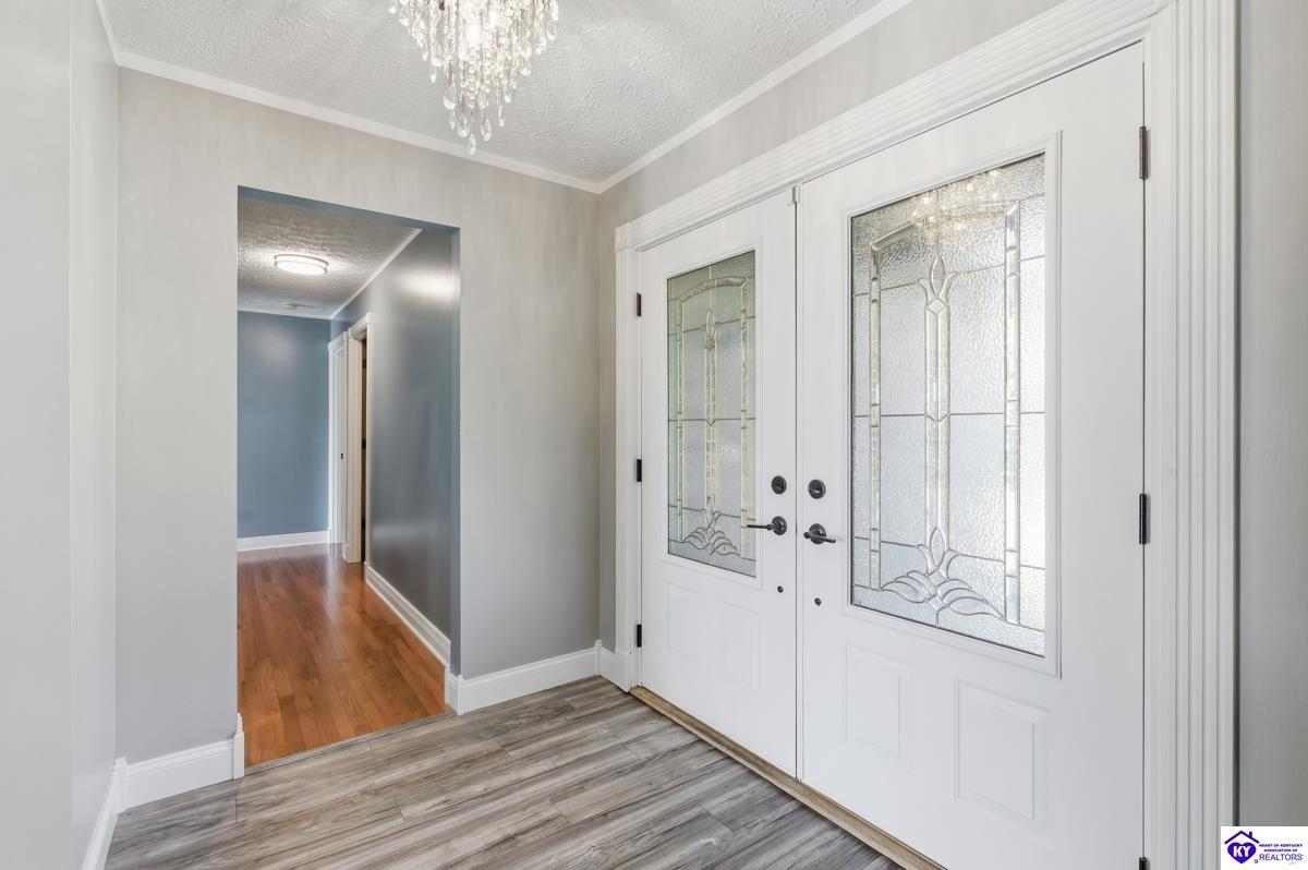 364 Briarwood Circle
