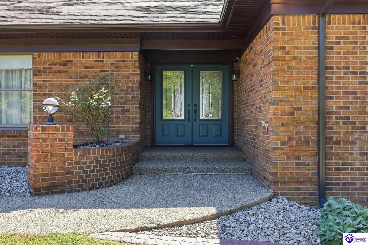 364 Briarwood Circle
