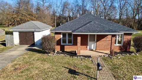 Photo of 423 Pierce Street, Elizabethtown, KY 42701 (MLS # HK25004291)