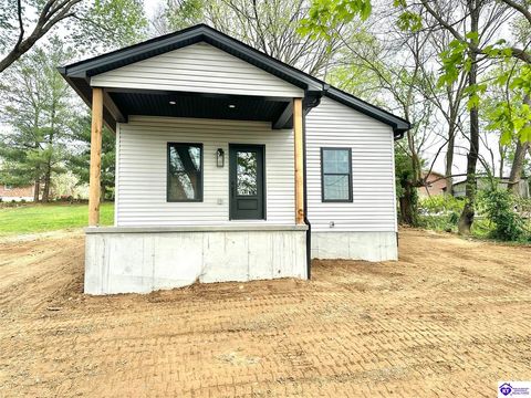 504 Cook Street, Greensburg, KY 42743 - MLS#: HK25001015