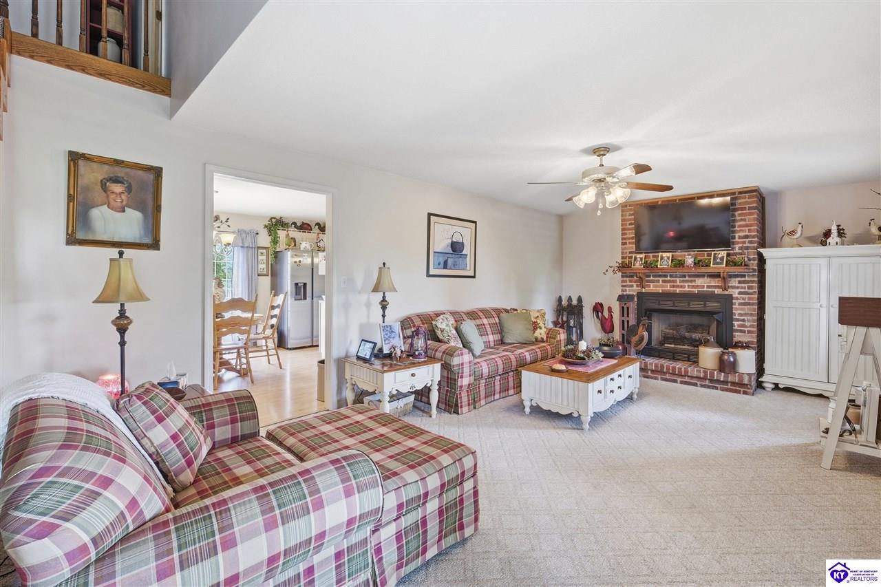 367 S Black Branch Road