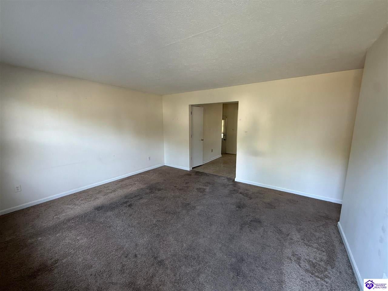 1011 Scenic Drive