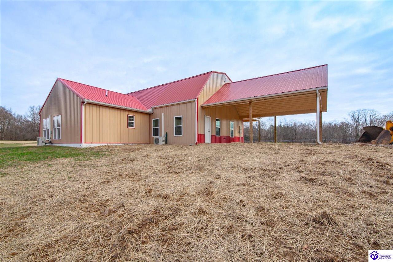 1096 Eastview Road