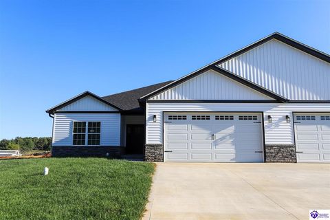 828 Otter Creek Road, Vine Grove, KY 40175 - #: HK24001729