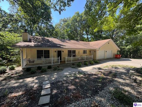 7030 Shepherdsville Road, Elizabethtown, KY 42701 - #: HK2601388