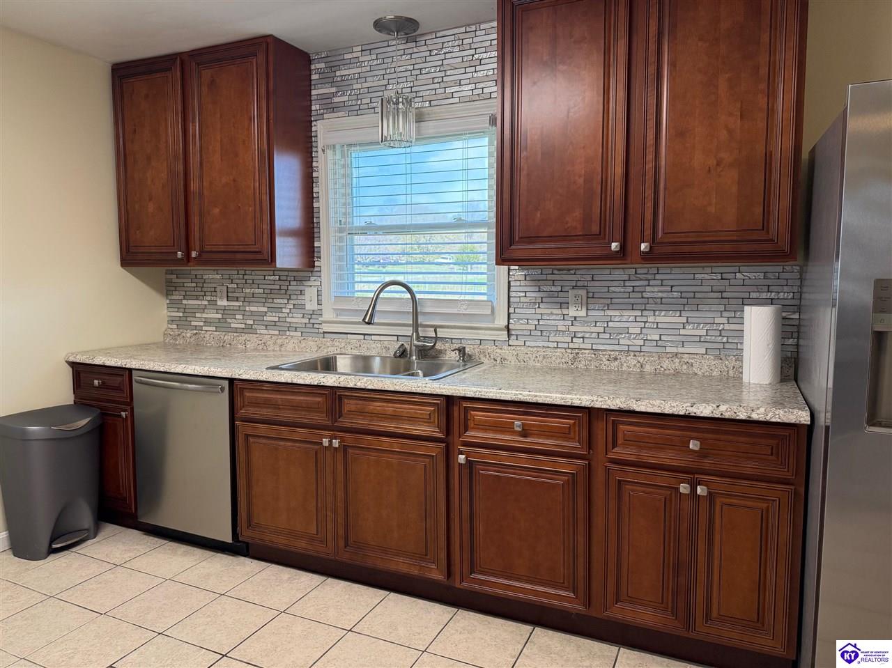 350 Lone Valley Road - Photo 3