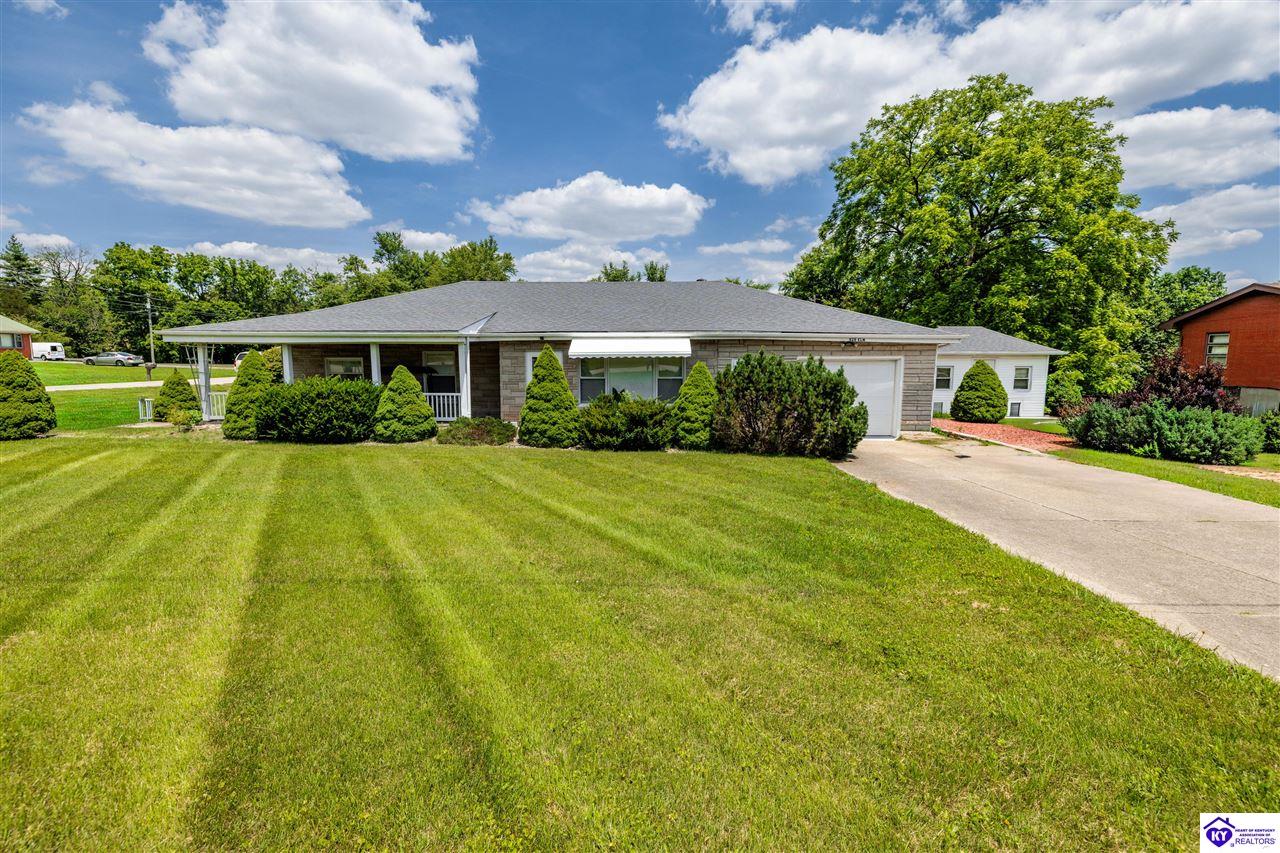 828 W Elm Road