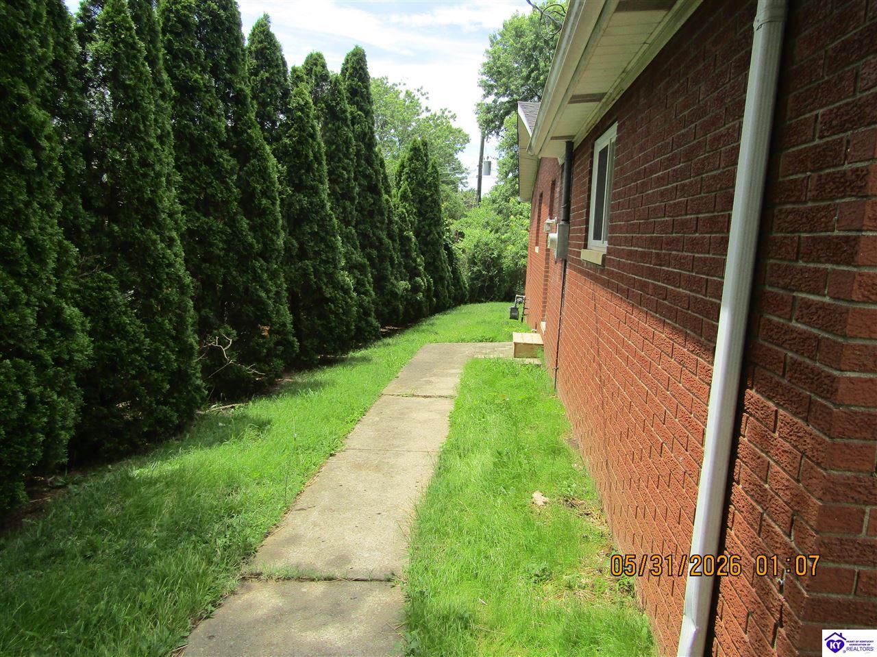 1105 Sherwood Drive