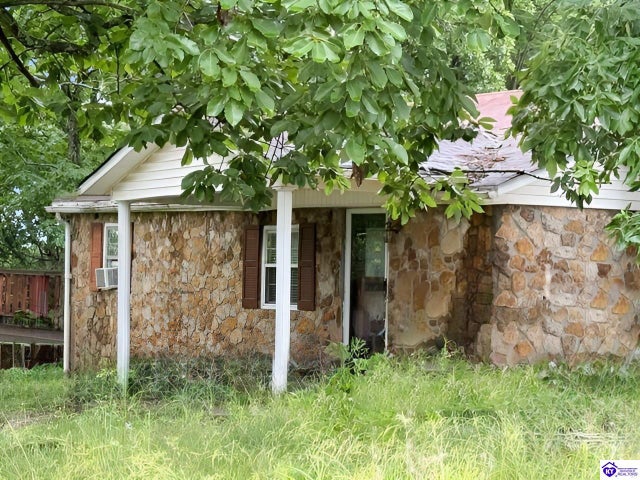 797 Gap Hill Road