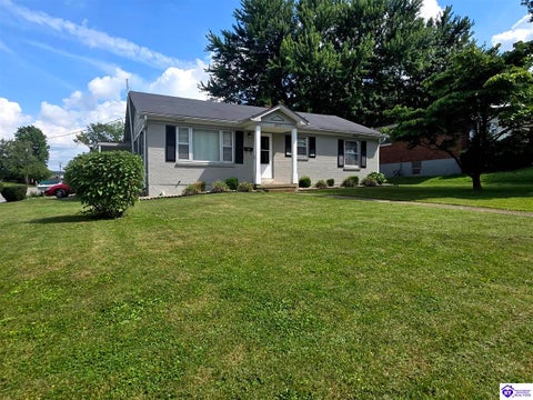 Photo of 327 Sycamore Street, Elizabethtown, KY 42701 (MLS # HK2602426)