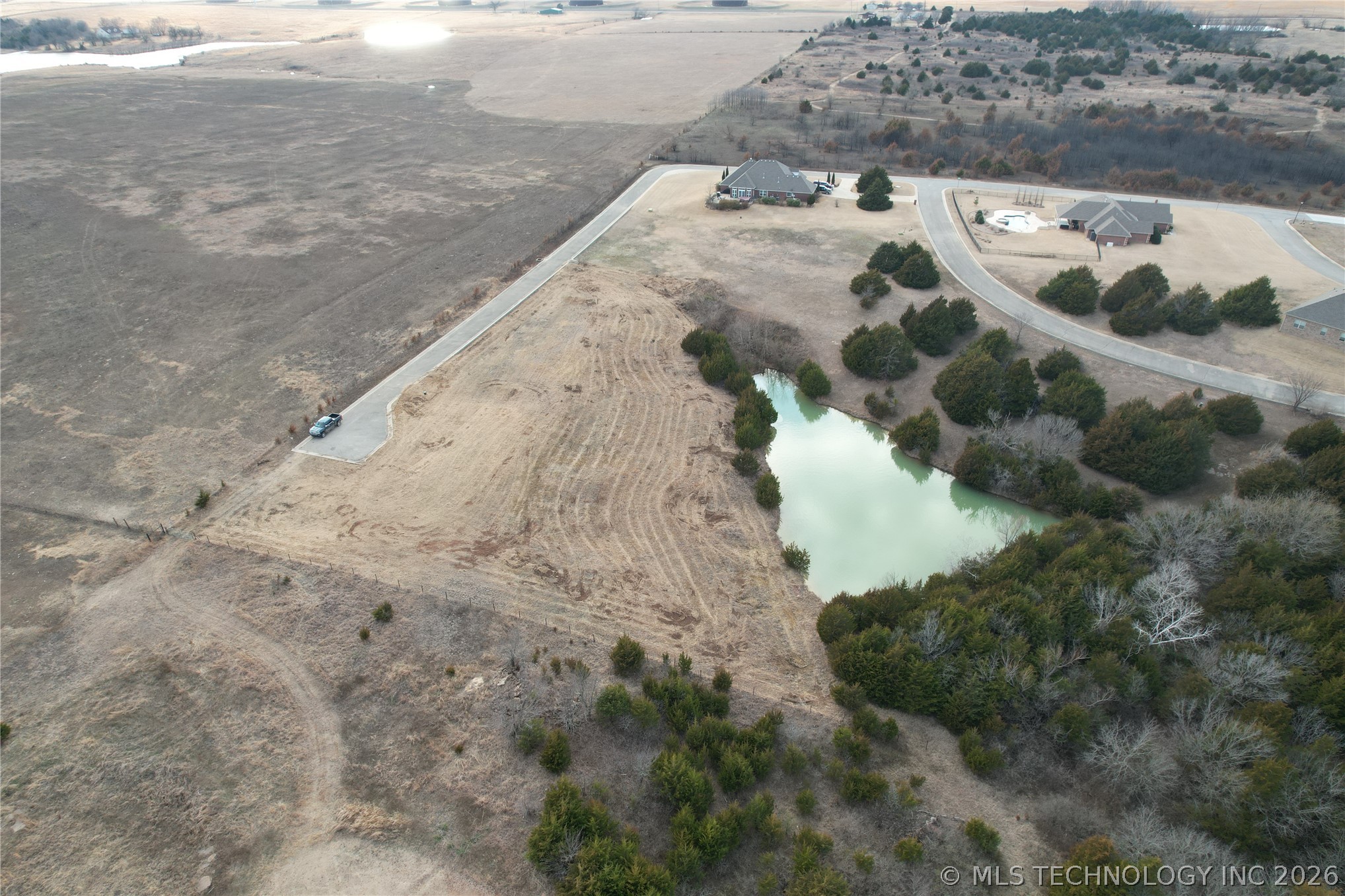 Photo 1 of 29 — E Country Club Drive, Cushing, OK 74023