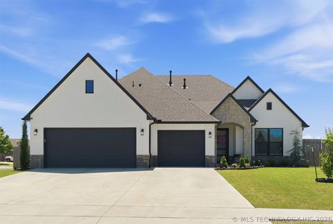 Photo of 14214 E 91st Street N, Owasso, OK 74055 (MLS # 2616948)