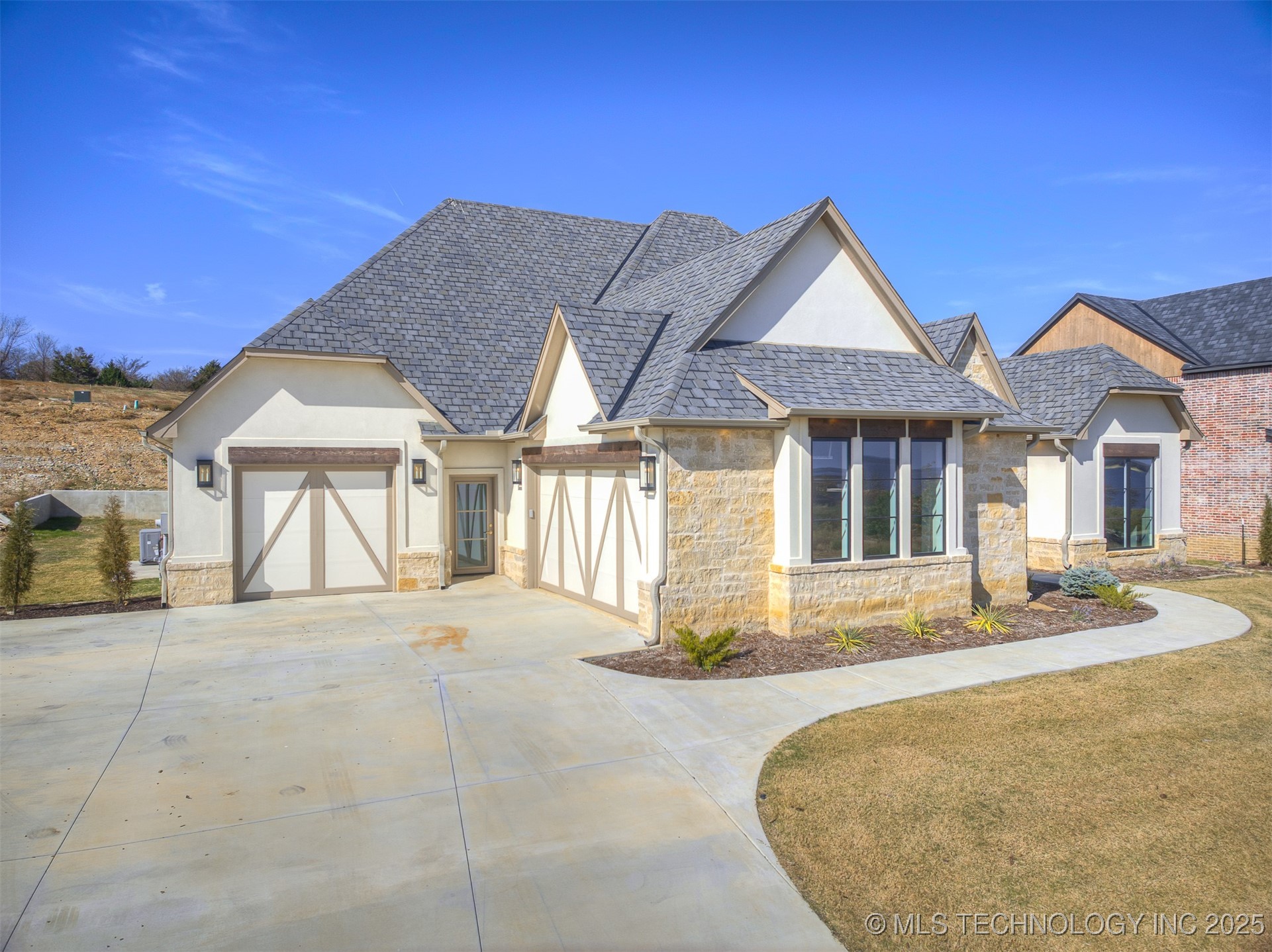 12125 Sunrise Ridge Loop