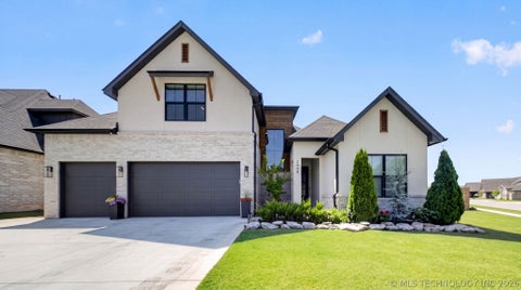 Photo of 2034 E 129th Street S, Jenks, OK 74037 (MLS # 2625417)