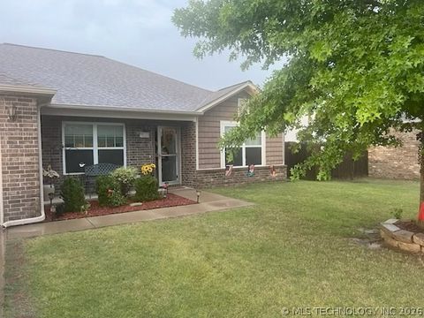 Photo of 25441 E 92nd Court S, Broken Arrow, OK 74014 (MLS # 2616920)