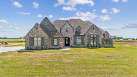 Photo of 16505 S 4th EastPlace, Glenpool, OK 74033 (MLS # 2616310)