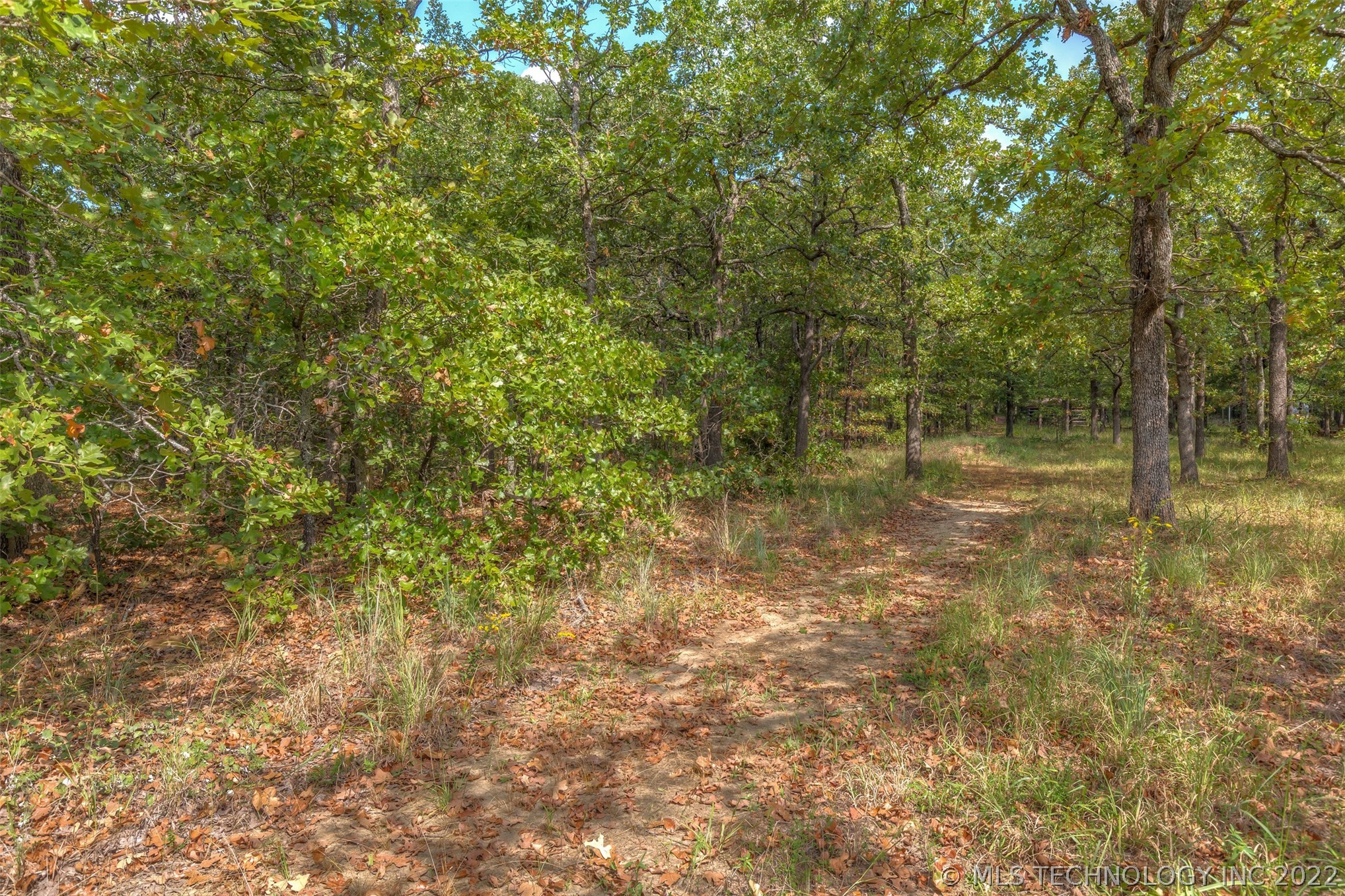 Photo 10 of 17 of E 202nd Street S land