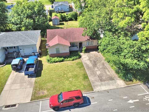 Photo of 3528 E 4th Street S, Tulsa, OK 74112 (MLS # 2612727)