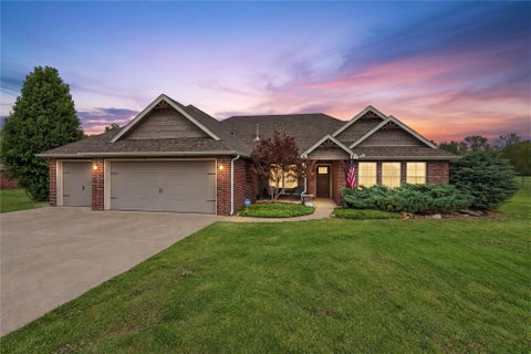 Photo of 7751 E Boysen Drive, Claremore, OK 74019 (MLS # 2638104)