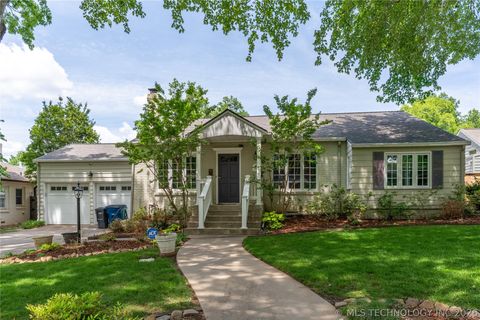 Photo of 1945 E 35th Place, Tulsa, OK 74105 (MLS # 2616293)