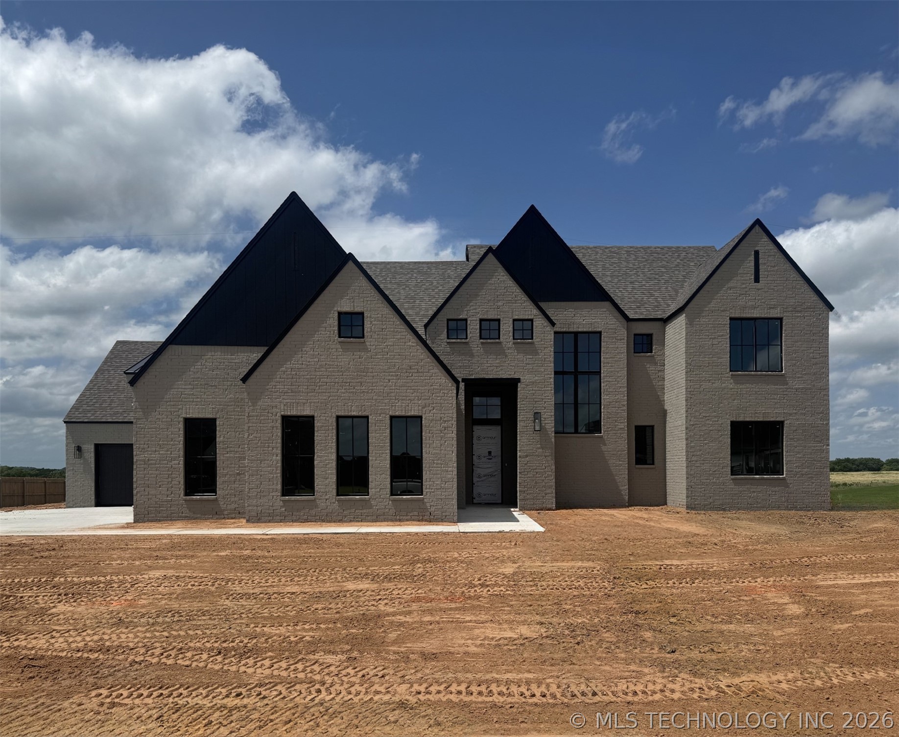 Photo 1 of 3 — 113 W 164th Place S, Glenpool, OK 74033