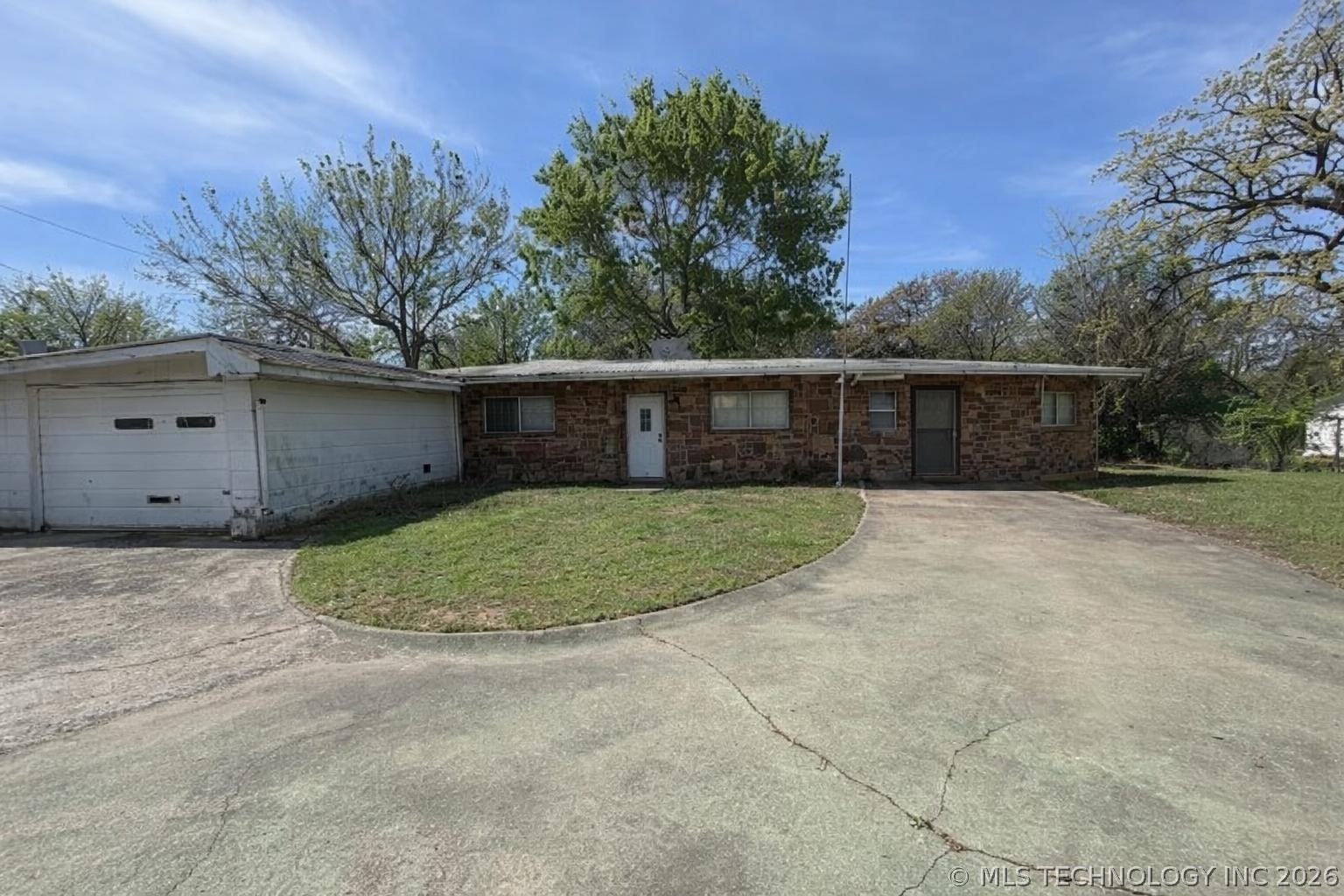 Photo 1 of 30 — 366 Main Street Unit 23, Eufaula, OK 74432
