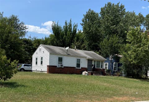 Photo of 1232 N 76th EastAvenue, Tulsa, OK 74115 (MLS # 2630158)