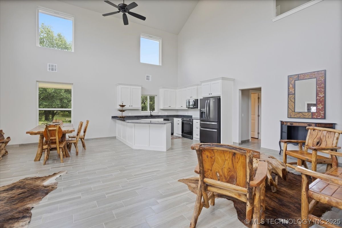 5122 State Road 70 E
