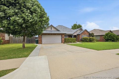 Photo of 5212 Barr Drive, Sand Springs, OK 74063 (MLS # 2622850)