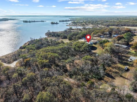 Photo of 2451 E End, Madill, OK 73446 (MLS # 2549000)