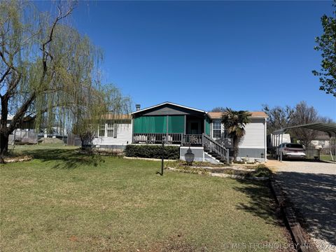 608 W Curtis Calera OK 74730