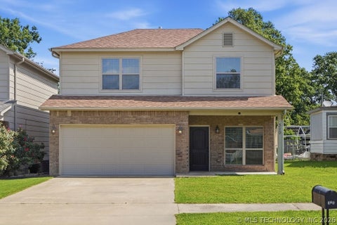 Photo of 310 E 4th Street, Claremore, OK 74017 (MLS # 2625094)