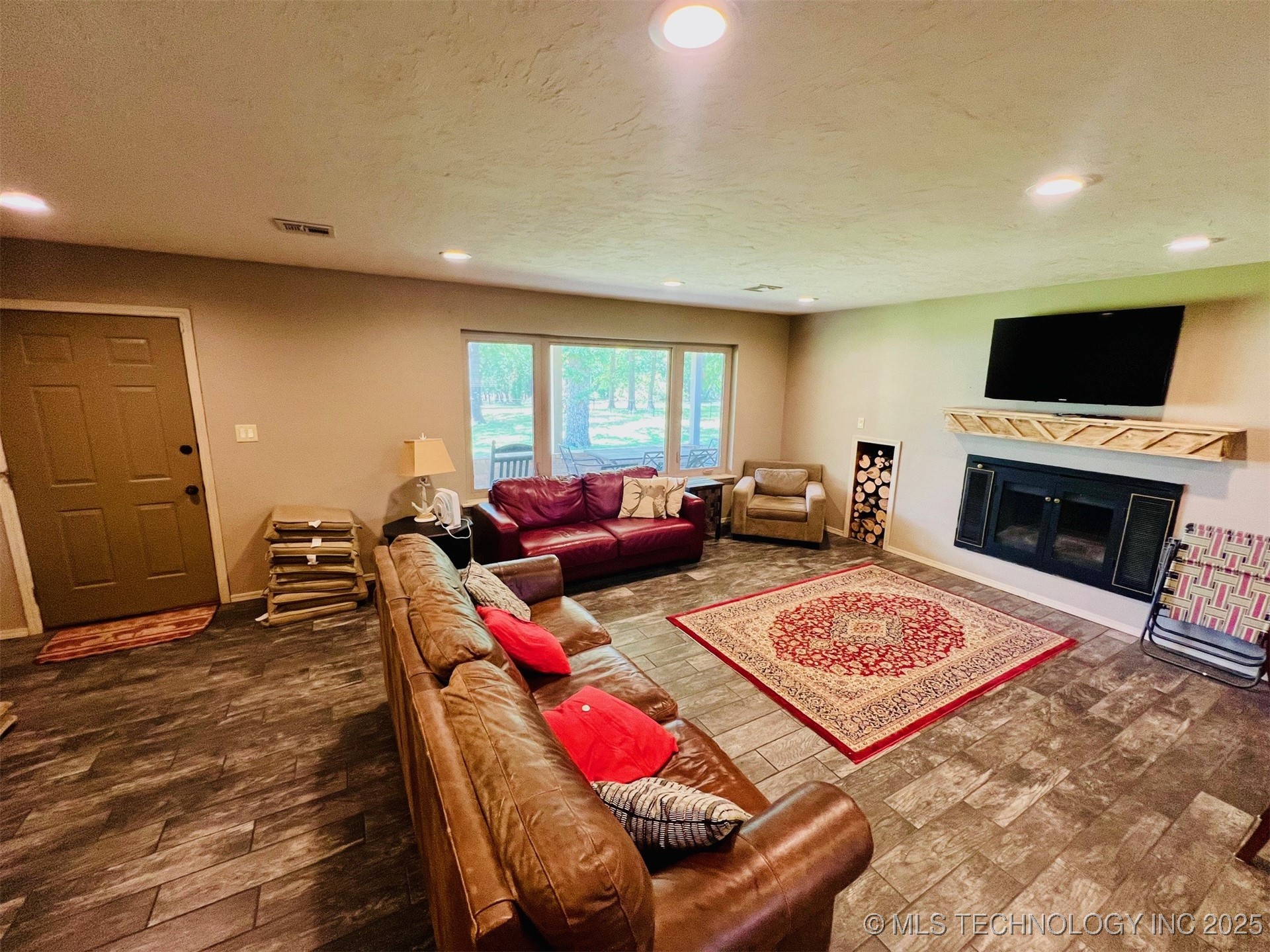 2201 June Hill Road