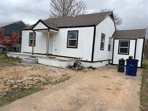 MLS: 2511209