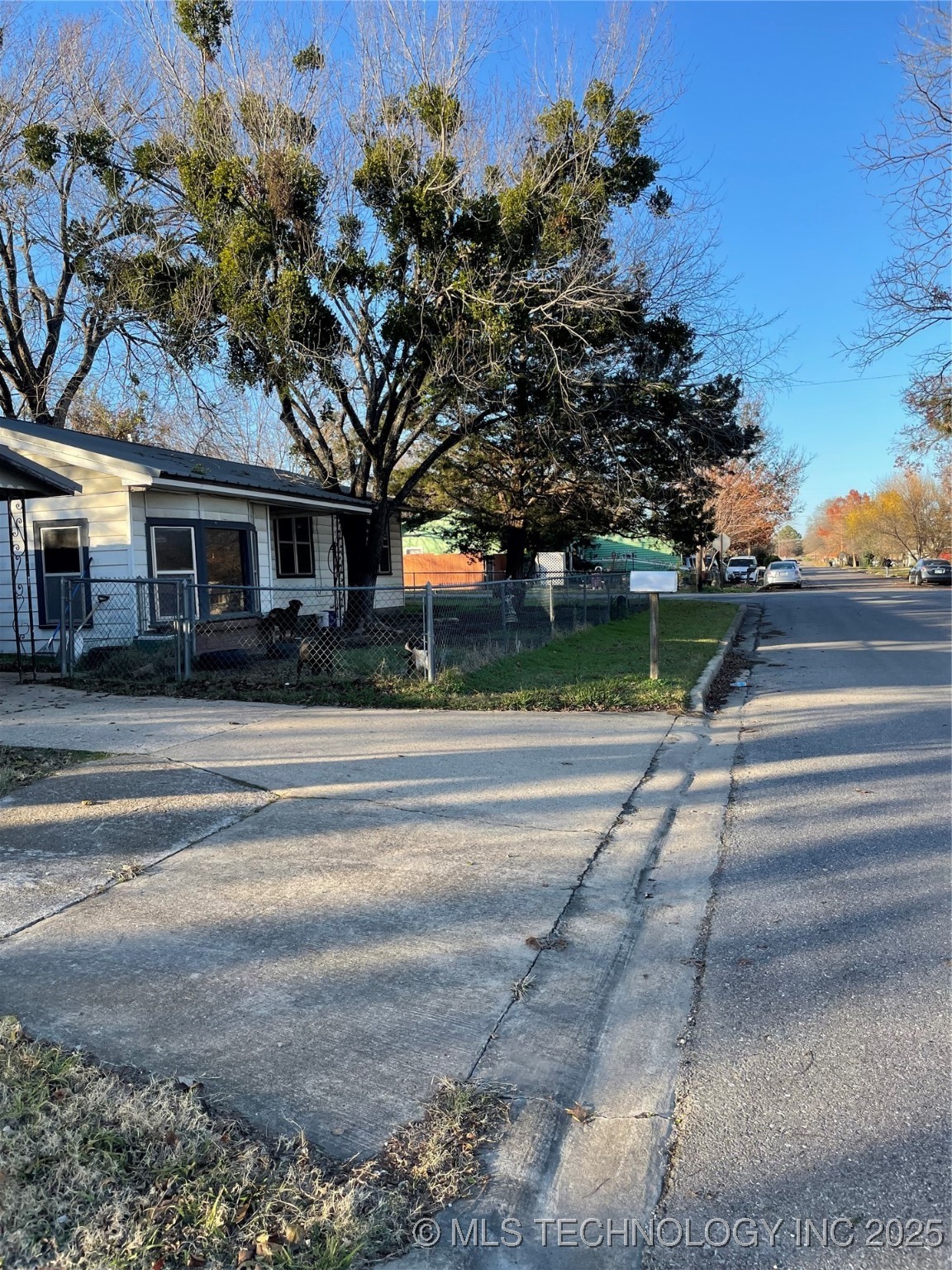 Photo 1 of 2 — 1223 Grand Avenue, Durant, OK 74701