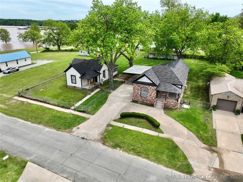 MLS: 2520824