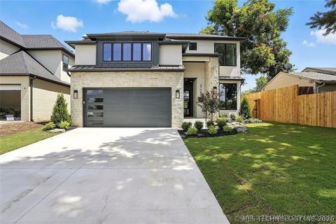 Photo of 4703 S Detroit Avenue, Tulsa, OK 74105 (MLS # 2617499)