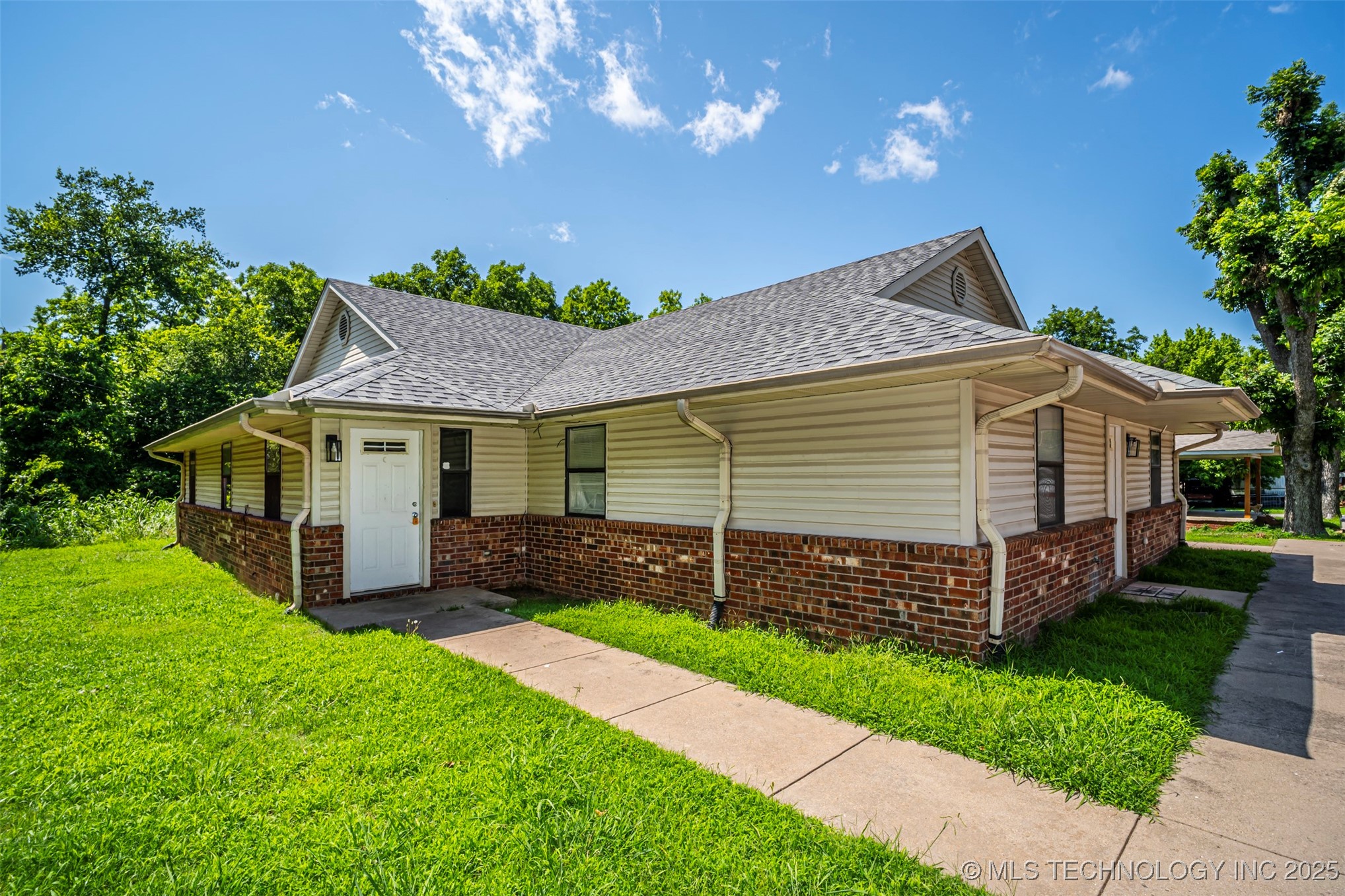 204 S 11th