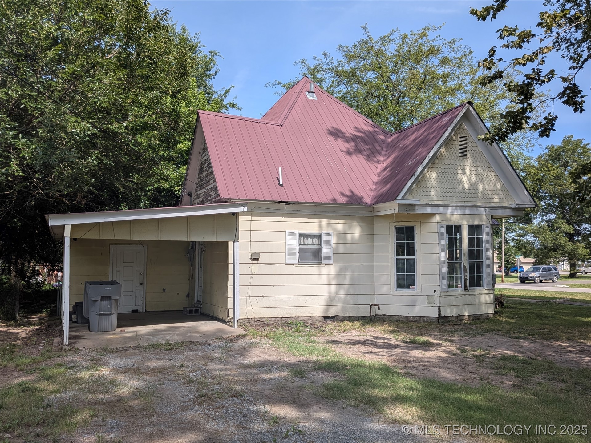 514 E Church Street