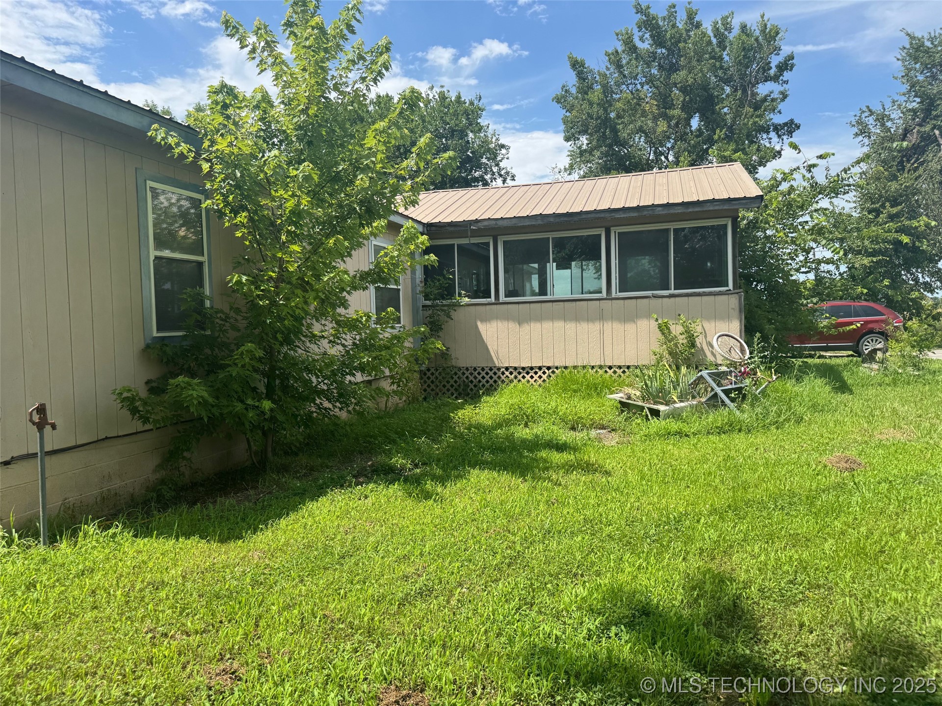 15885 Highway 52 Highway
