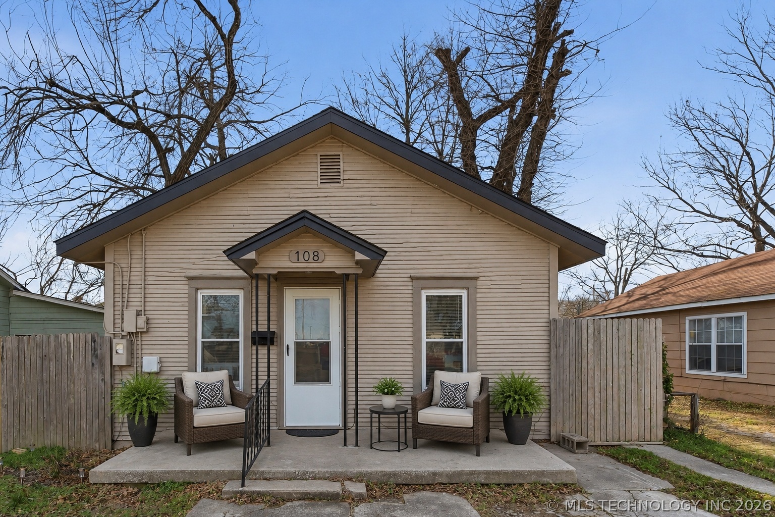 Photo 1 of 27 — 108 E 5th Street, Skiatook, OK 74070